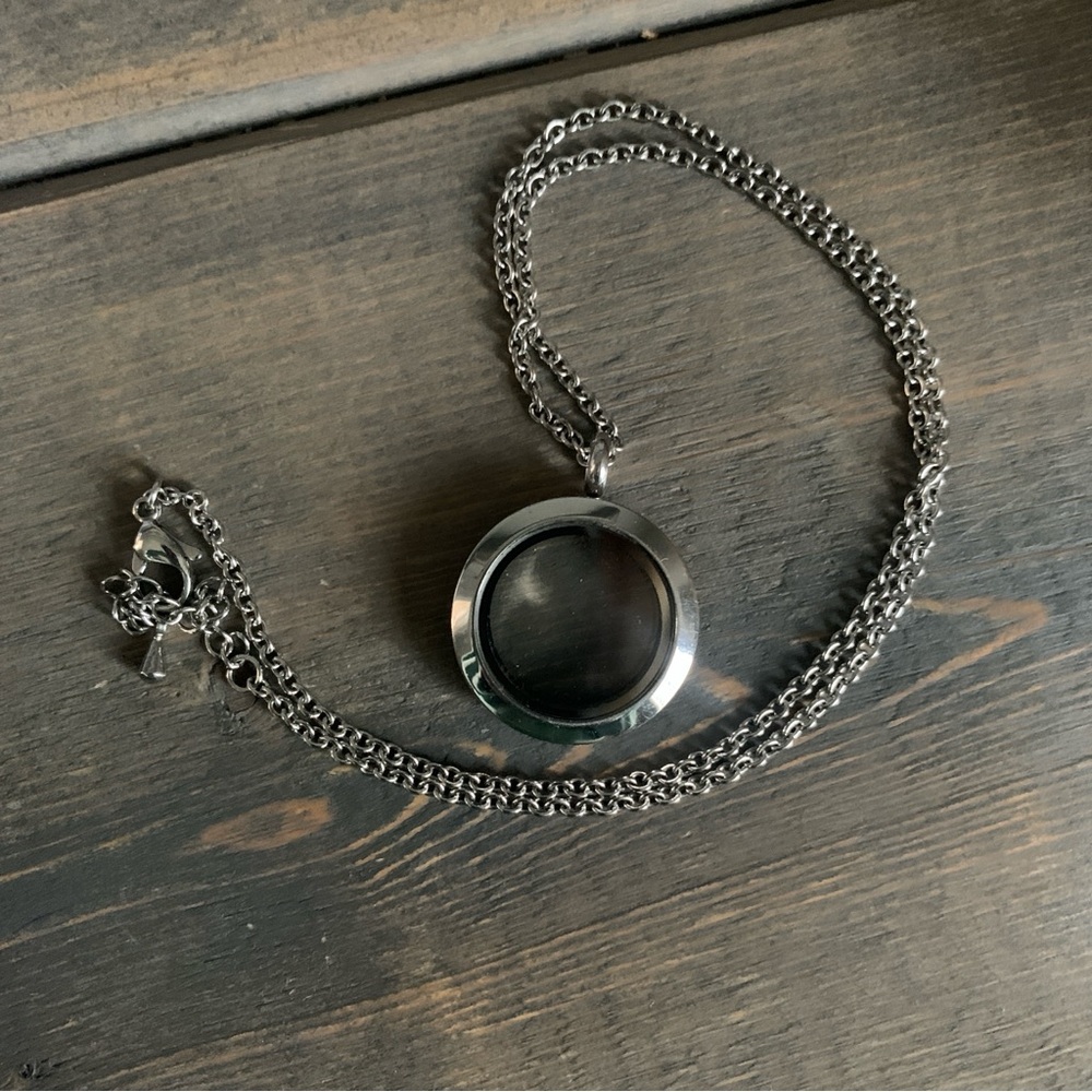 South Hill Designs silver floating locket with 18” chain